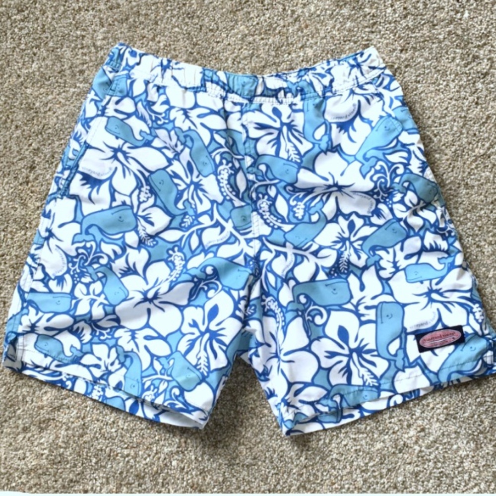 ⭐️SALE Vineyard Vines 🐳 swim shorts